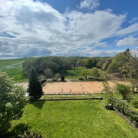 ベッド・アンド・ブレックファスト Domaine De Linars ☆ La Du Roi ☆ *